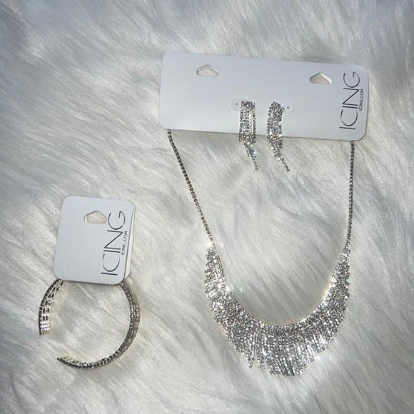 ICING 3 PIECE JEWELRY SET - Picture 1 of 8